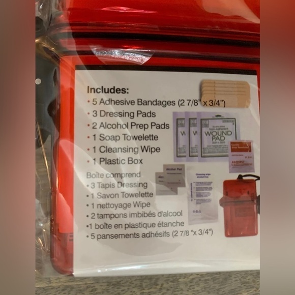 BioSwiss Emergency First-Aid Kit 13 pcs Water Proof Case - Picture 5 of 6